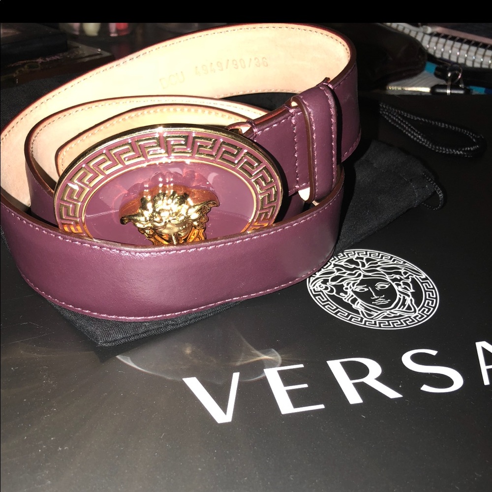 Men’s Versace belt